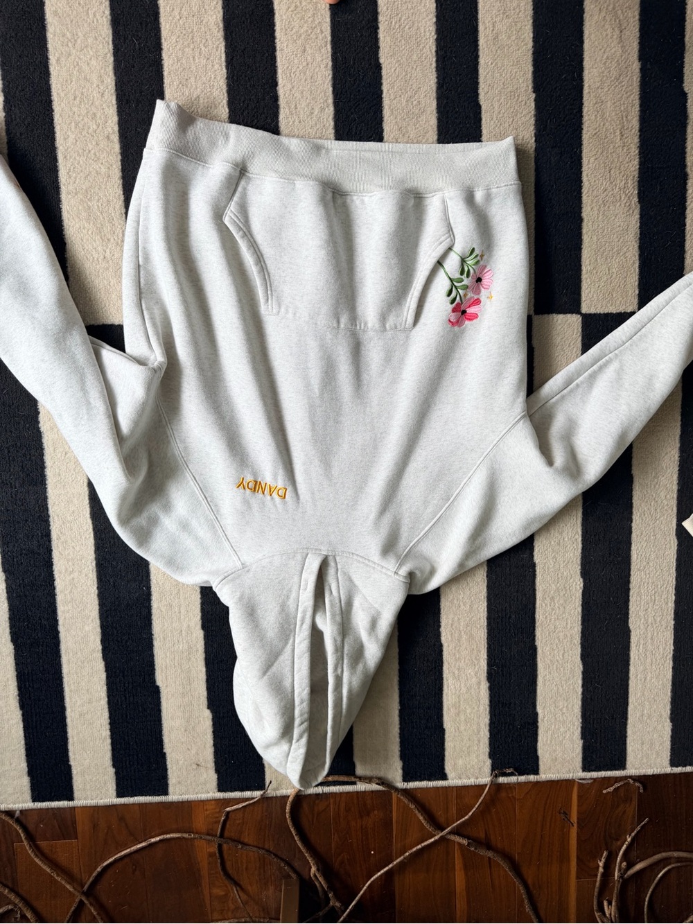 Dandy Floral Appliqué Light Gray Hoodie